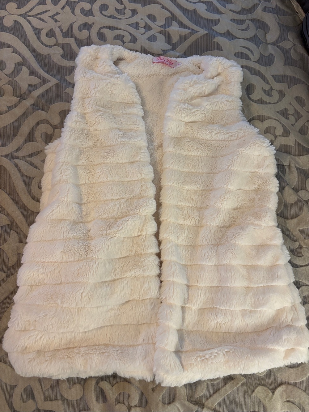 Pink Lily Cream Faux Sherpa Vest